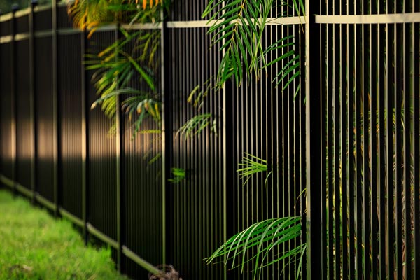 Aluminum fence in Tamarac